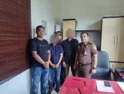Tersangka dan Barang Bukti Tambang Ilegal Marangkayu, Kukar Diserahkan ke Kejari Tenggarong