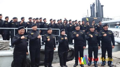 Kasad Menerima Brevet Hiu Kencana