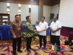 Kemendagri Serahkan Hasil Asistensi Dokumen RKPD Tahun 2023 ke 3 DOB Papua