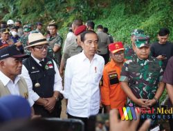 Kepala Staf Angkatan Darat Mendampingi Presiden Jokowi Ke Lokasi Gempa Cianjur