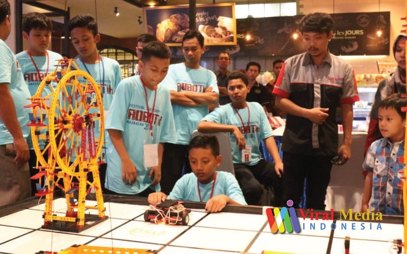 Kompetisi Robot Madrasah