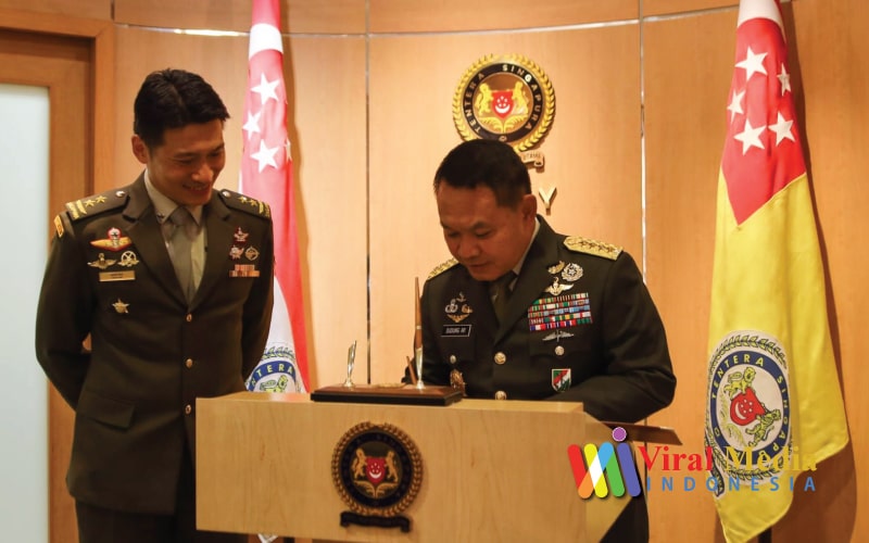 Kunjungan Kehormatan Kasad Ke Pejabat Pertahanan Dan Militer Singapura