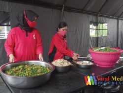 Kabid Humas Polda Jawa Barat: Untuk Membantu Para Pengungsi Yang Terkena Dampak Gempa, Bhayangkari Membuka Dapur Umum