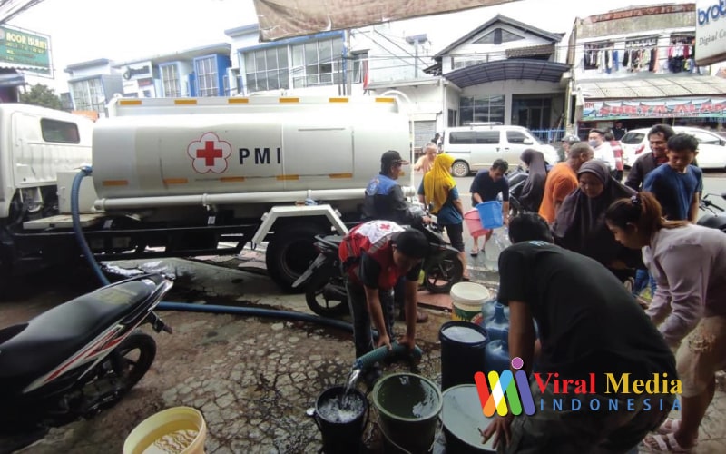 PMI Gandakan Pasokan Air Bersih di Cianjur