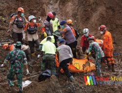 Humas Polda Jabar : Pencarian Dan Evakuasi Korban Gempa Cianjur Oleh Tim Sar K9 Polda Jabar Tetap Dilakukan