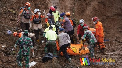 Evakuasi Korban Gempa Cianjur Oleh Tim Sar K9