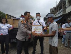 Bataliyon Rinaksa Sakala Mandala Akpol 2010/B adakan Bakti Sosial Pada Masyarakat Nelayan Kalibaru