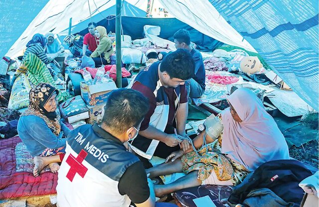 Pengungsi dan Relawan di Cianjur Positif COVID-19