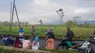 Gunung Api Semeru Memuntahkan APG Sejauh 7 Kilometer