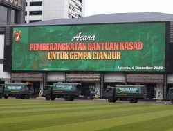 Kasad Kirimkan 10 Truk Bansos Lanjutan TNI AD ke Cianjur