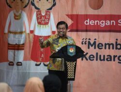 Sekjen Kemendagri: Perempuan Berperan Penting dalam Membangun Ketahanan Keluarga