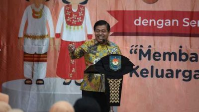 Sekjen Kemendagri: Perempuan Berperan Penting dalam Membangun Ketahanan Keluarga