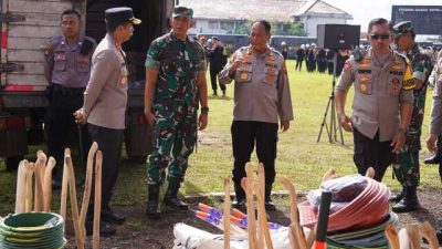 Polri Kerahkan Ribuan Personel Bersihkan Puing-puing
