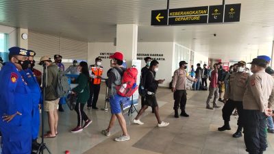 Polsek Sunda Kelapa Memberikan Pelayanan Pengamanan