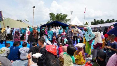 Kemendagri dan OASE KIM Menyalurkan Bantuan Langsung Kepada Korban Gempa Cianjur