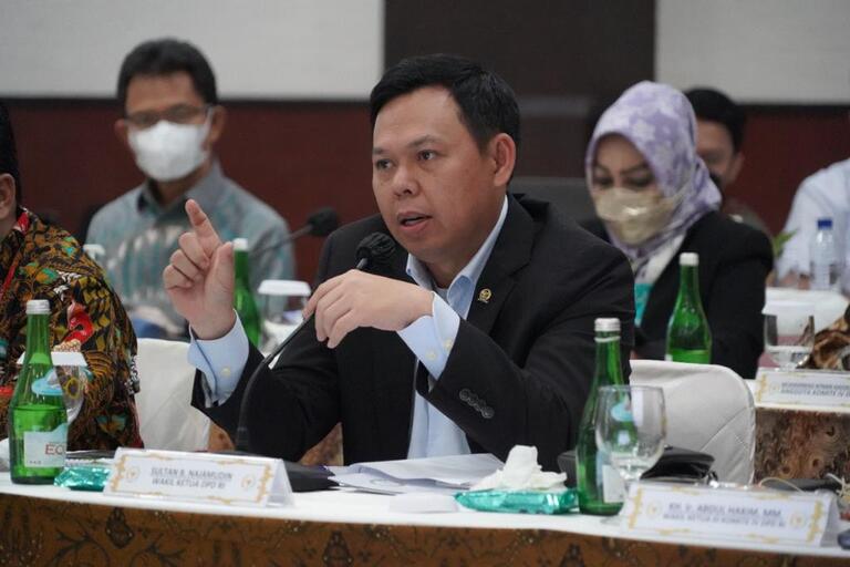 Tolak Koperasi Diawasi OJK