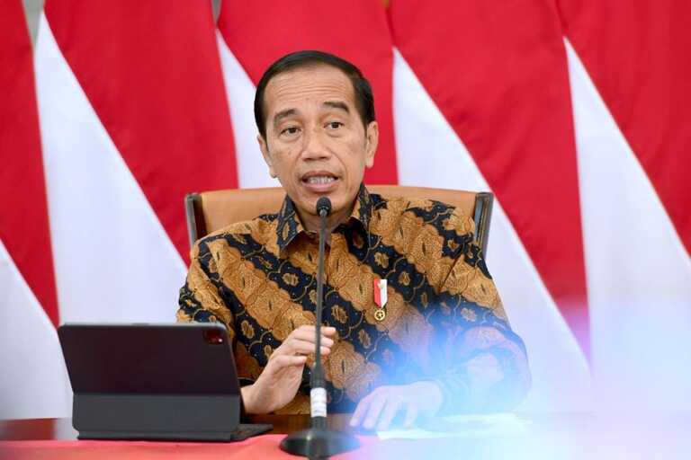 Reshuffle Dan Pemantik Gerakan
