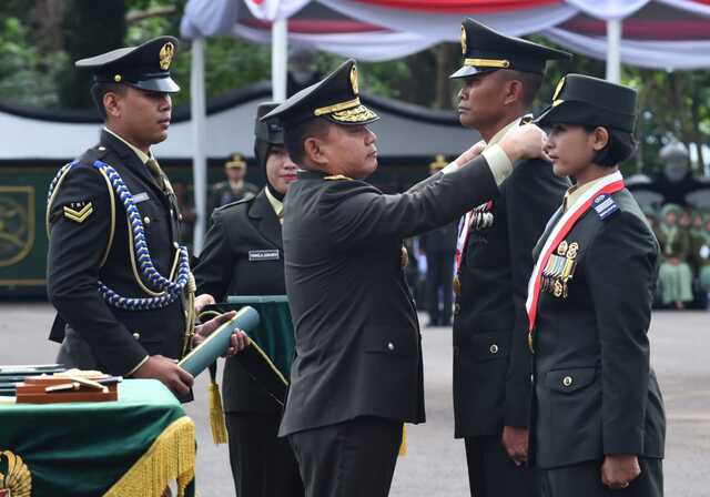 Kasad Melantik 1.092 Perwira Muda