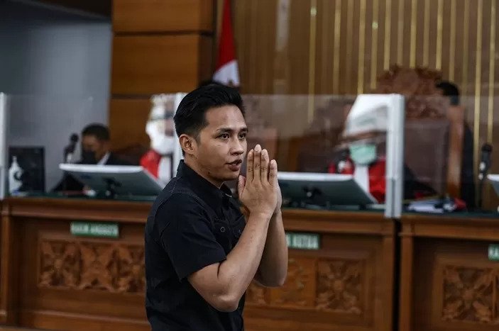 Bharada E Dituntut 12 Tahun Penjara