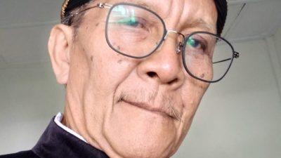 Mengidolakan Lahir dan Tampilnya Pemimpin Spiritual