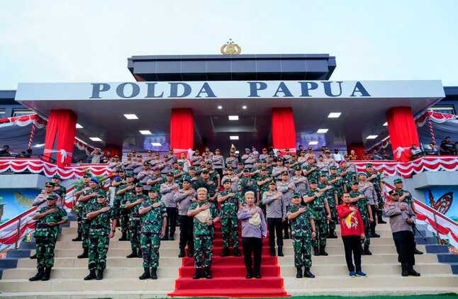 Panglima TNI dan Kepala Staf Resmikan Polda Papua Baru