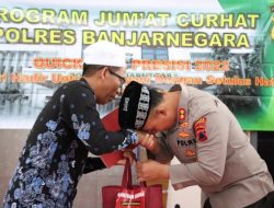 Viral: Polres Banjarnegara Gelar Jumat Curhat Serta Berbagi Bantuan Pada Masyarakat