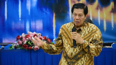Prof Dr Puruhito