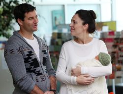 Viral: Tetap Ardern