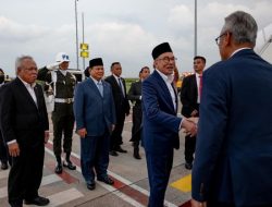 Viral: Unggah Foto Bersama PM Malaysia Anwar Ibrahim, Prabowo Didoakan Jadi Presiden