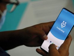Viral: PPKM Resmi Dicabut,  Aplikasi PeduliLindungi Boleh diHapus?