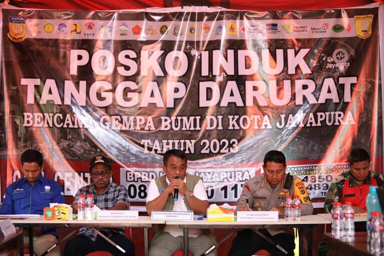 BNPB Serahkan Bantuan 1 Miliar