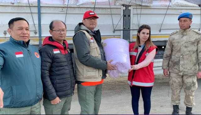 Indonesia Berikan Bantuan 5.000 Selimut