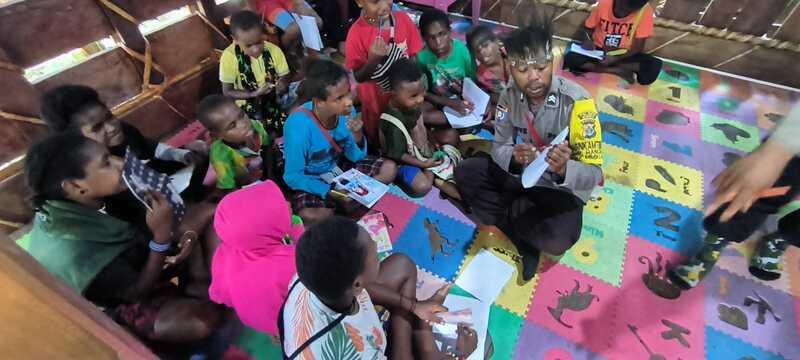 Anak-Anak Papua Korban KKB Kini Bisa Membaca dan Menulis