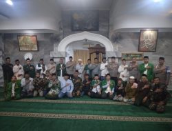 Viral: Pantau Situasi Kamtibmas di Wilayahnya, Kapolres Jakbar Ajak Warga Sahur Bersama