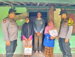 Viral: Polsek Karanganyar Berbagi Sembako Dengan Warga Kurang Mampu