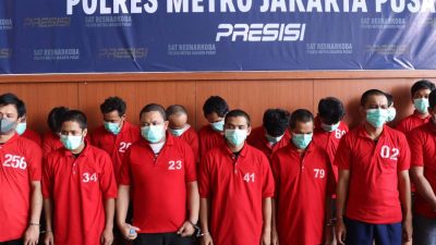 Dalam kurung waktu 1 bulan, 52 orang diamankan oleh Satuan Reserse Narkoba Polres Metro Jakarta Pusat