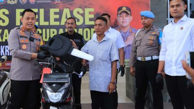 Polres Gresik Menyerahkan Sepeda Motor Hasil Curian Kepada Pemiliknya