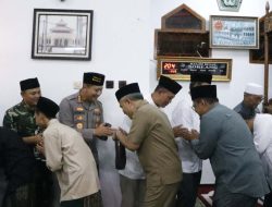 Viral: Kapolresta Bandung Bersama Bupati Laksanakan Safari Ramadhan 1444 H di Masjid Soreang