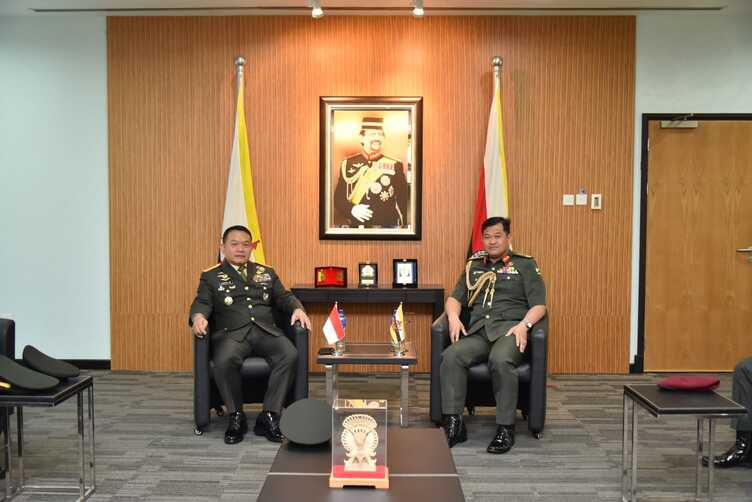 Kasad Kunker ke Brunei