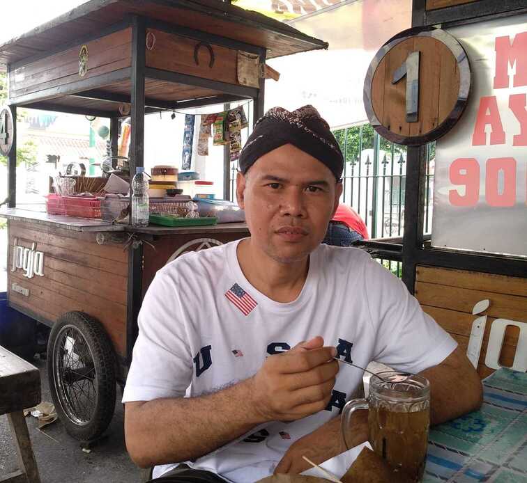 Tunda Pemilu dan PJ Presiden