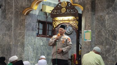 Suling Dakmas, Kapolsek Kalideres Berikan Imbauan Kamtibmas Menjelang Ramadhan di Masjid Ar Rohmah