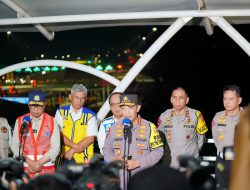 Pemudik di Tol Cikampek Capai Angka Tertinggi, Kapolri: Berkat Rekayasa Lalin Semua Berjalan Lancar