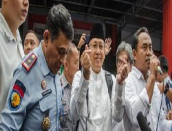 Viral : Sindir Keras Pihak yang Mengelukan Nama Anas Urbaningrum, Naniek S. Dayak: Dia Itu Napi Koruptor!
