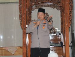 Viral: Jaga Kamtibmas, Kapolsek Kalideres Gelar Curhat Subuh di Masjid Ar Rohmah