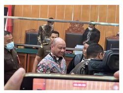 Viral News: Lolos dari Hukuman Mati, Teddy Minahasa Divonis Penjara Seumur Hidup!