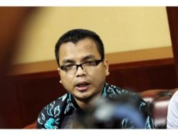 Viral News Denny Indrayana Kirim Surat Terbuka ke DPR untuk Pemakzulan Jokowi, Ini Isi Lengkapnya