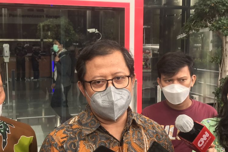 Ubed Cabut Pengaduan KPK Kasus Gibran-Kaesang