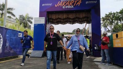 Anies Nonton Formula E