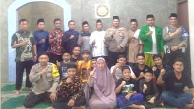 Viral: Suling Dakmas, Kapolsek Kalideres Berikan Imbauan Kamtibmas di Musholla Al Khoiriyah