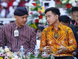 Datang Bareng Gibran, Ganjar Dapat Doa Dari Belasan Ribu Lansia
